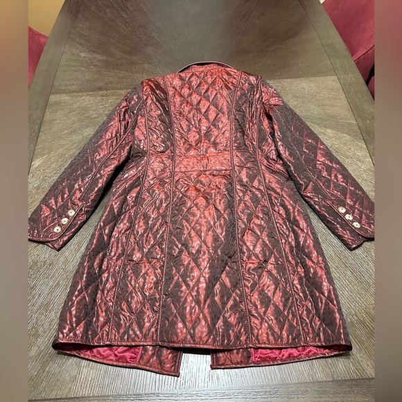 Chico’s Long Quilted Animal Print Coat in Deep Red, Size 0 (fits Size 4) - Picture 5 of 11